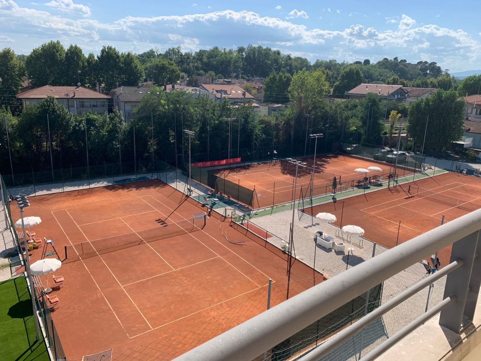 circolo tennis dai frati sul mare